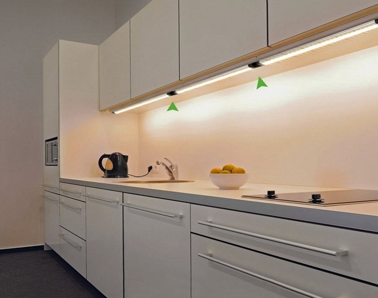 Comprar barra LED de 100cm para armarios, con sensor y regulable