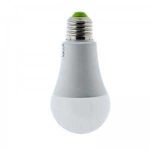 Lampadina sensore crepuscolare Sphere E27 da 7W, luce bianca e