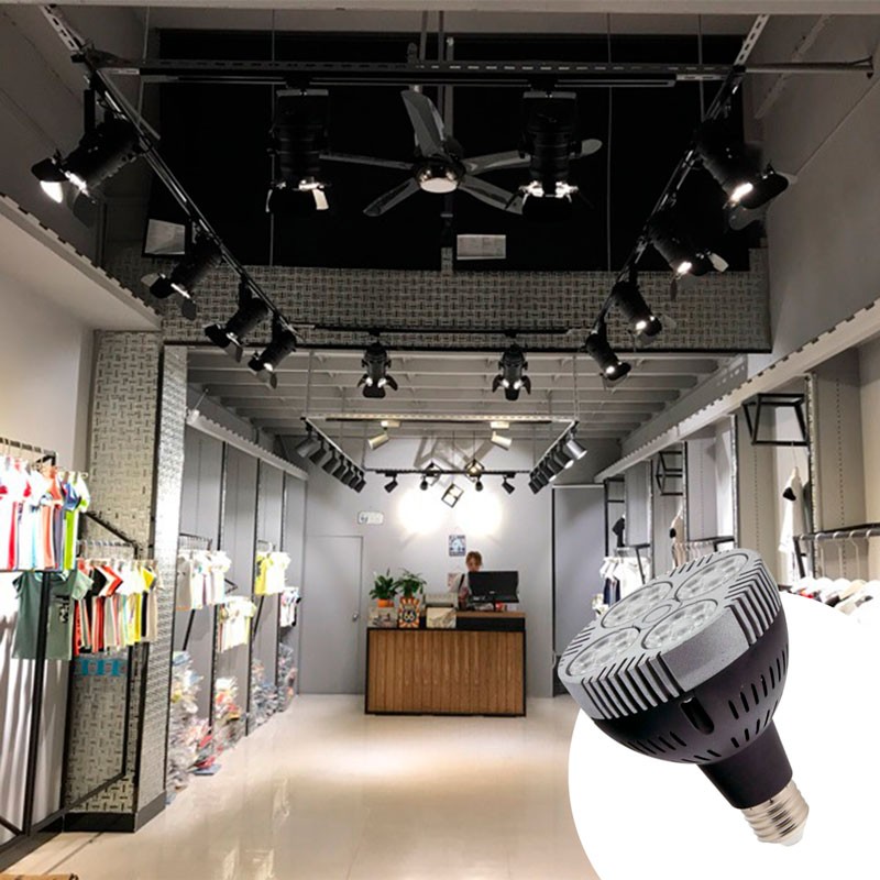 Pack "CINEMA" Faretto a binario monofase orientabile con lampadina LED PAR30 E27 Pack "CINEMA" Faretto a binario monofase orientabile con lampadina LED PAR30 E27