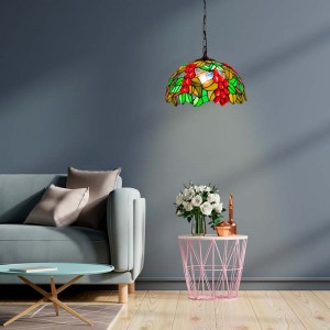 Lampada a sospensione di ispirazione Tiffany con mosaico floreale in vetro