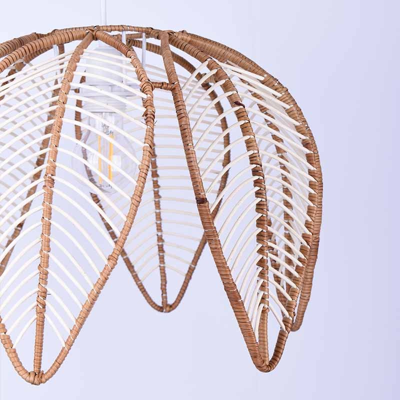 Lampada a sospensione in rattan