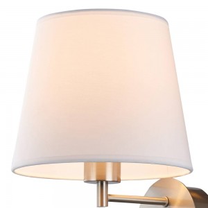 APPLIQUE CON LAMPADA DA LETTURA