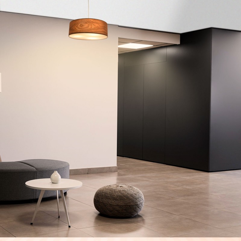 Lampada a sospensione con paralume effetto legno "MATAGALLS" - 3xE27 Lampada a sospensione con paralume effetto legno "MATAGALLS" - 3xE27