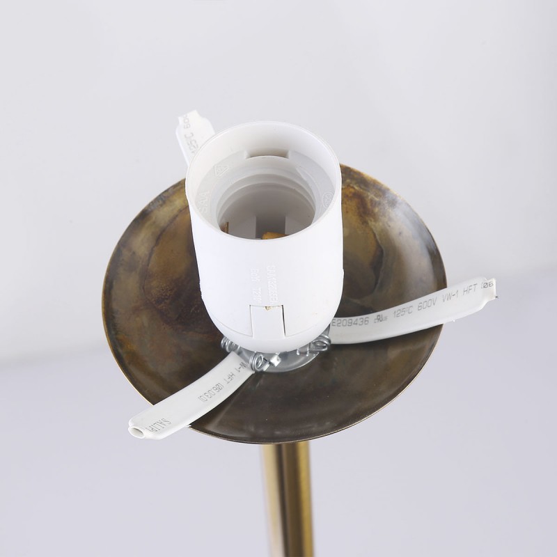 Lampada da terra "BAILEY" con sfera in vetro opalino Lampada da terra "BAILEY" con sfera in vetro opalino