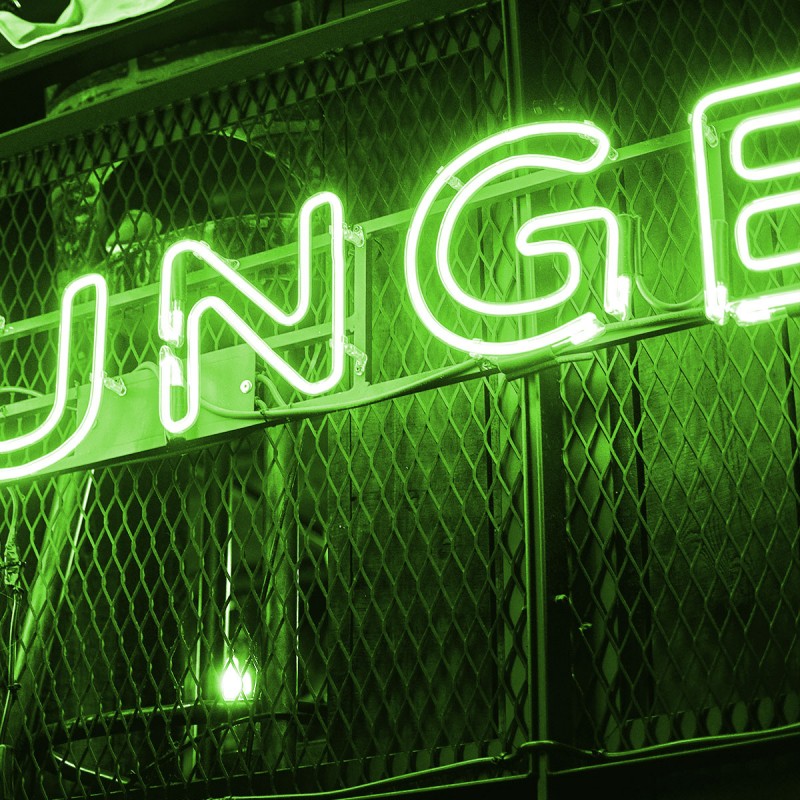 Neon flessibile a LED 24V/DC 4x10mm - 5 metri - Kit completo - IP67 - 11W/m - Curvatura laterale Neon flessibile a LED 24V/DC 4x10mm - 5 metri - Kit completo - IP67 - 11W/m - Curvatura laterale