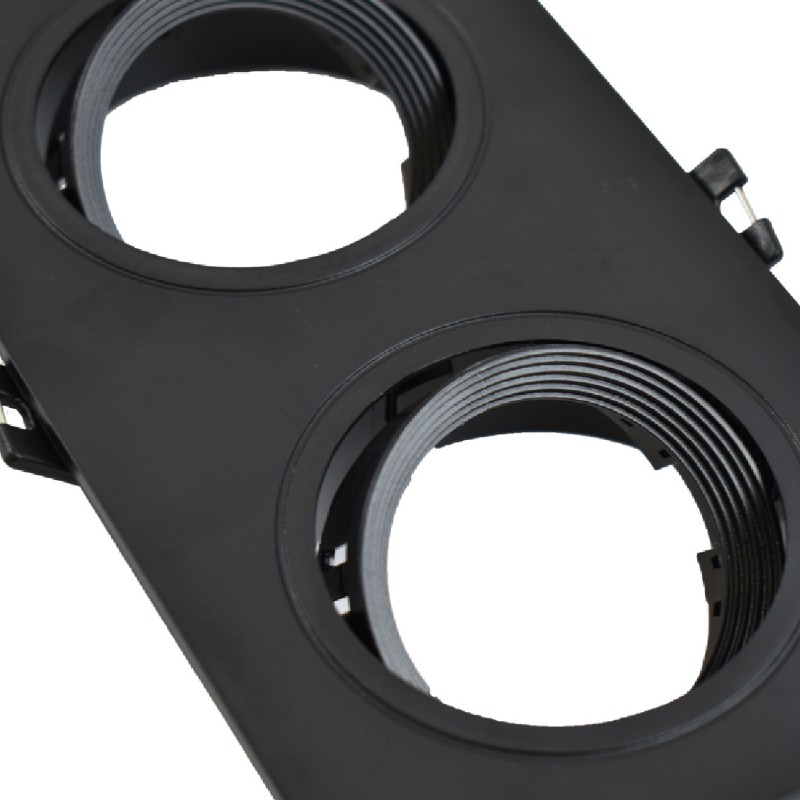 Anello inclinabile per tre lampadine GU10/MR16 - Taglio 75 x 235 mm Anello inclinabile per tre lampadine GU10/MR16 - Taglio 75 x 235 mm