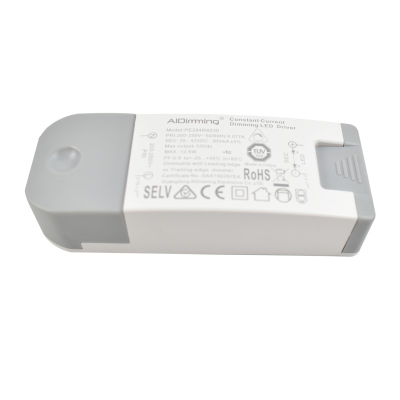 Driver TRIAC dimmerabile a corrente costante 25-42V 12,6W 300mA Driver TRIAC dimmerabile a corrente costante 25-42V 12,6W 300mA