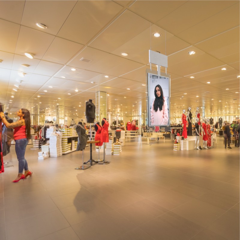 Display pubblicitario LCD a sospensione Full HD 55" - bifacciale - IP20 Display pubblicitario LCD a sospensione Full HD 55" - bifacciale - IP20