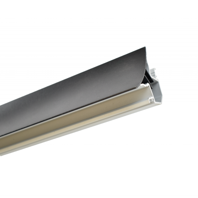Il profilo angolare in alluminio 38,7x39 mm con strisce LED garantisce una  doppia illuminazione di pareti e soffitti.