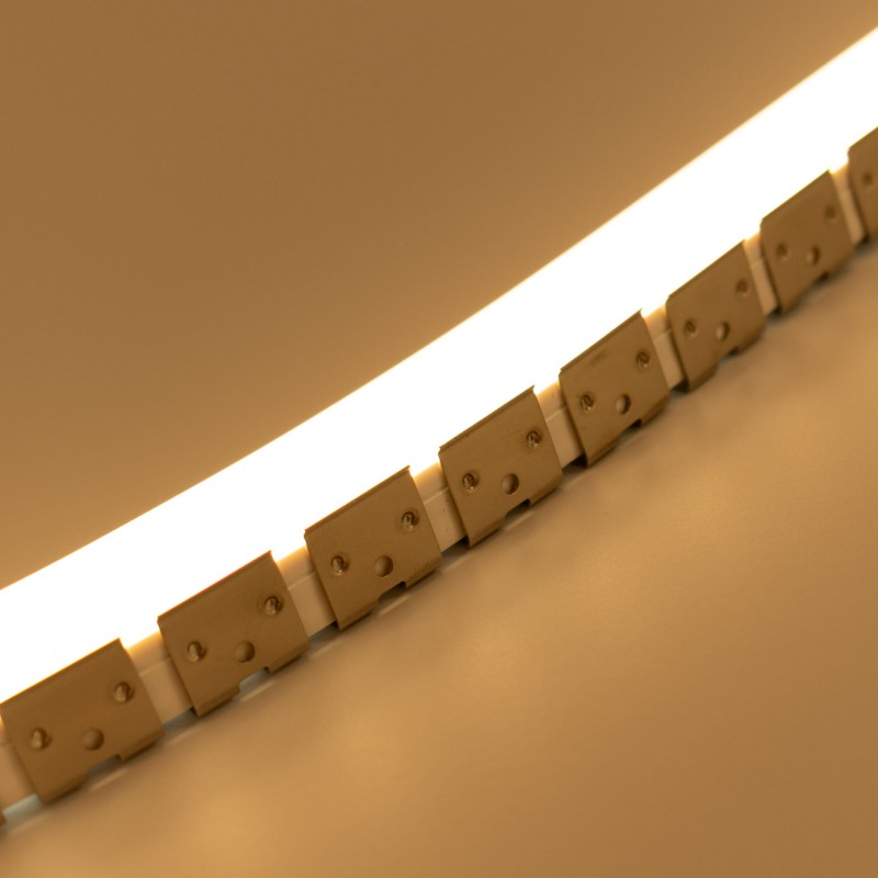 Profilo flessibile in alluminio 16x16 mm per guaine in silicone - 2 metri Profilo flessibile in alluminio 16x16 mm per guaine in silicone - 2 metri