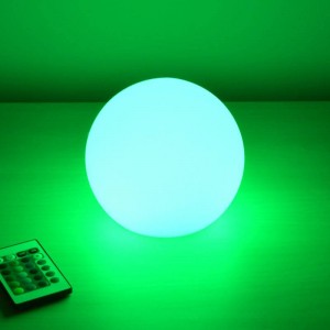 Lampada a sfera LED 15cm RGBW ricaricabile per esterni