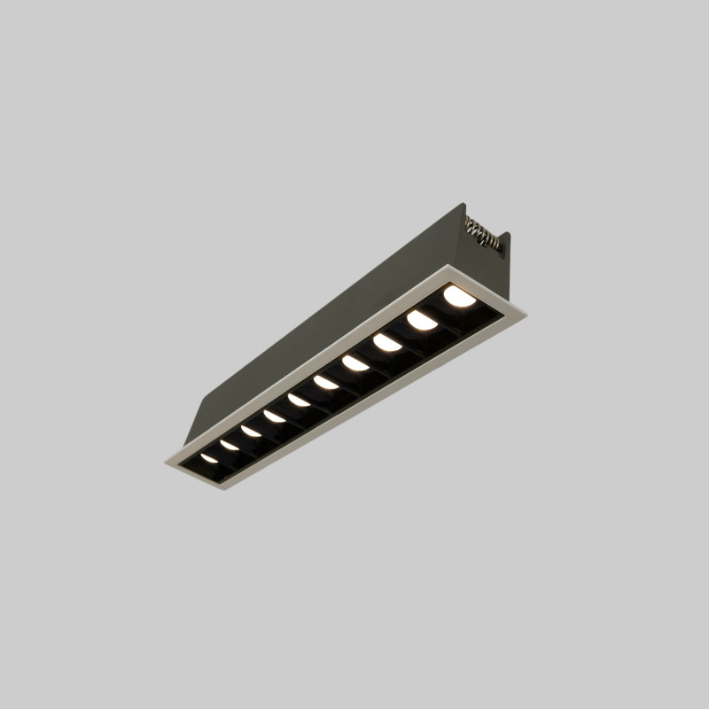 Downlight lineare LED da incasso 20W - UGR18 - CRI90 - Chip OSRAM - Bianco Downlight lineare LED da incasso 20W - UGR18 - CRI90 - Chip OSRAM - Bianco