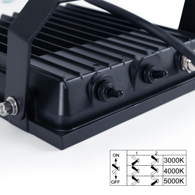 Faro LED esterno 35W CCT - Serie "PRO" - 110lm/W - IP66 | fari led per esterno Faro LED esterno 35W CCT - Serie "PRO" - 110lm/W - IP66 | fari led per esterno