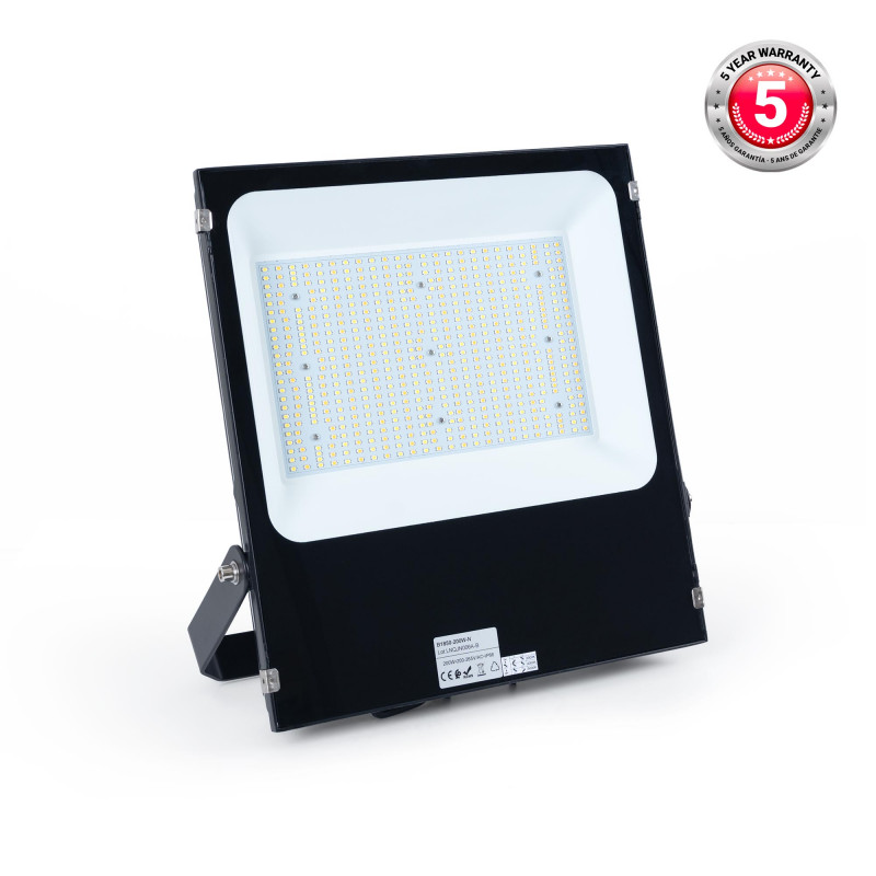 Faro LED esterno 200W CCT - Serie "PRO" - 110lm/W - IP66 | fari led esterno Faro LED esterno 200W CCT - Serie "PRO" - 110lm/W - IP66 | fari led esterno