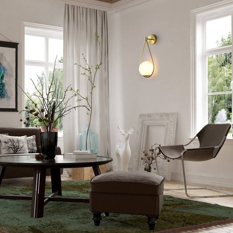 Glazen bol wandlamp "Clara". Glazen bol wandlamp "Clara".