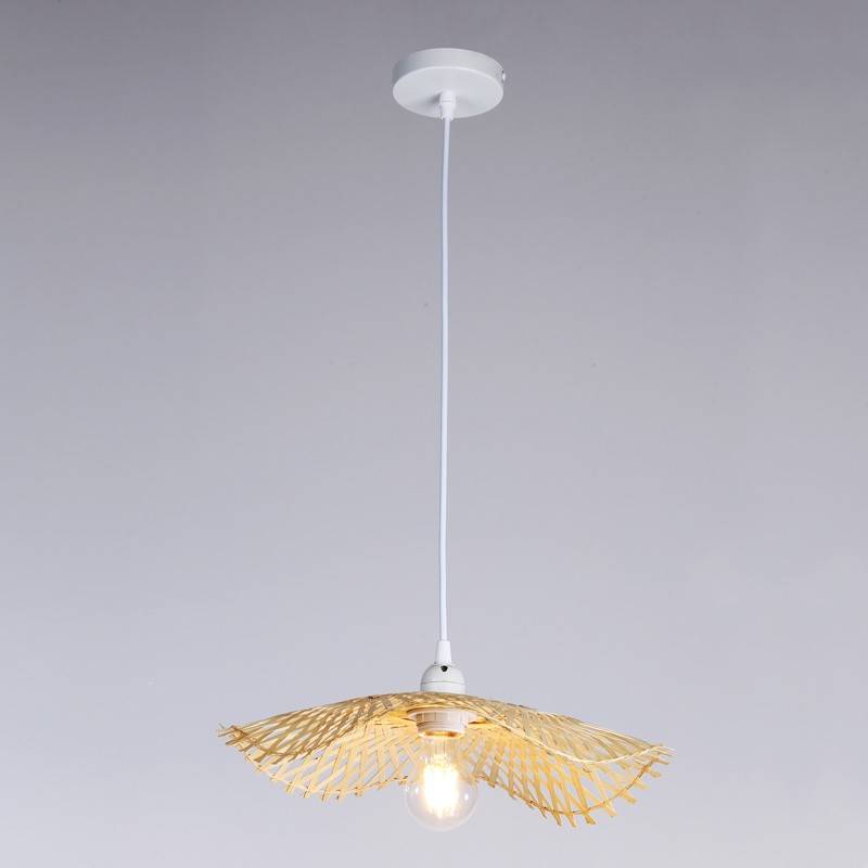 Rieten hanglamp "LISA". Rieten hanglamp "LISA".