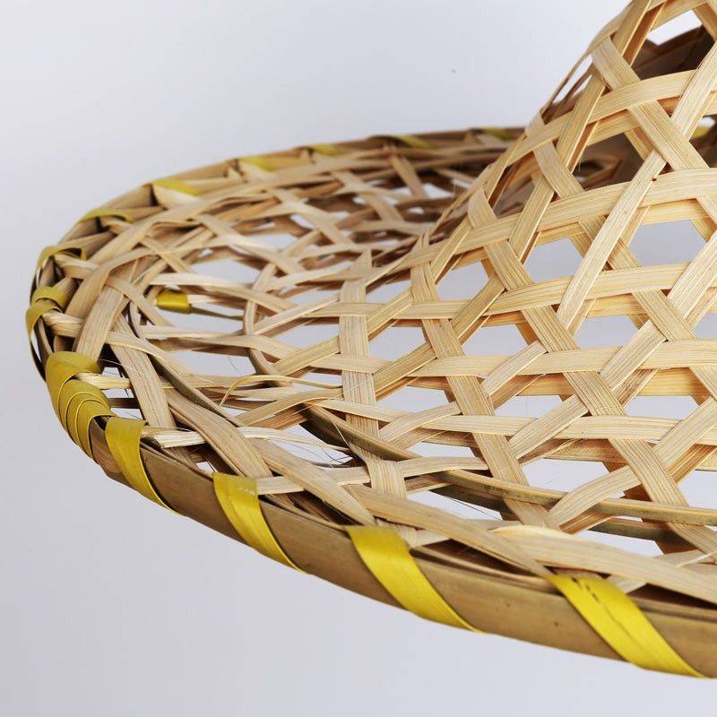 Bamboe hanglamp met fitting "NONA". Bamboe hanglamp met fitting "NONA".