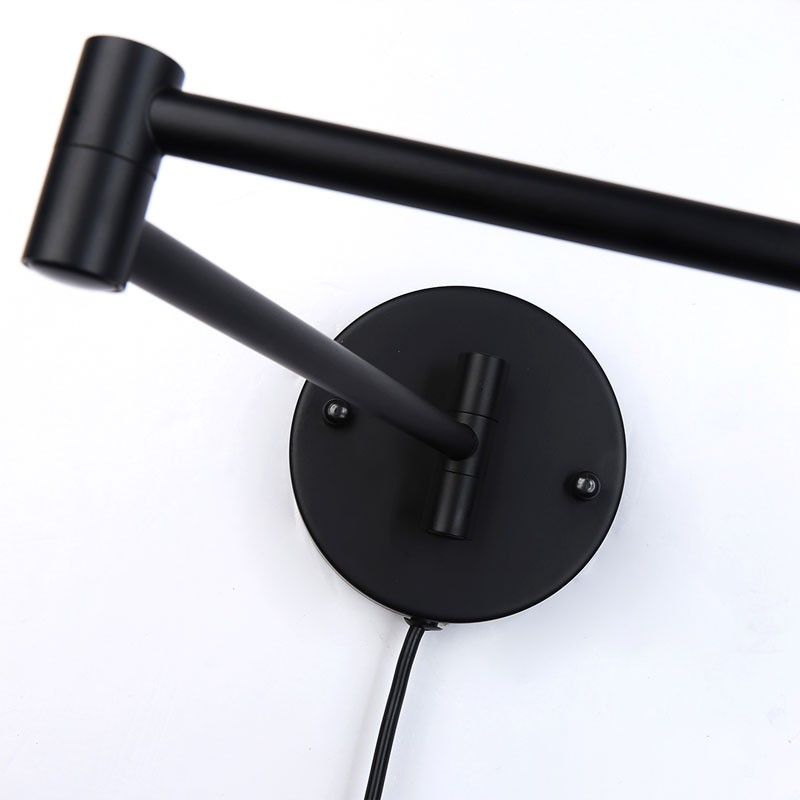 Knikarmwandlamp "LISA" Zwart - 40W - IP20, Stekkerdoos G45 Knikarmwandlamp "LISA" Zwart - 40W - IP20, Stekkerdoos G45