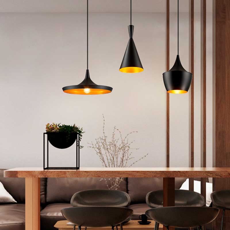 Set van 3 Scandinavische hanglampen "SOLVANG - HELGA - KOLDING". Set van 3 Scandinavische hanglampen "SOLVANG - HELGA - KOLDING".