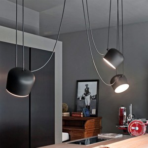 Zwarte hanglamp eetkamer "BLUS" inspiratie Flos Aim