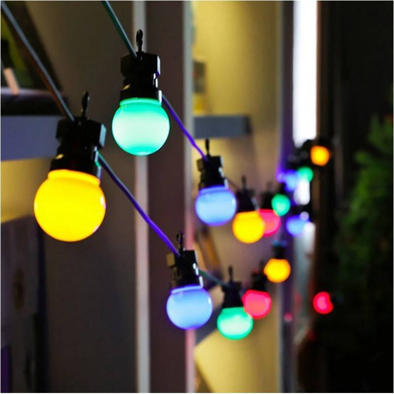 Guirnalda LED con cable negro 10 bombillas LED Multicolor - 8 metros