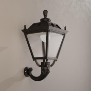 Zewnętrzna lampa ścienna...