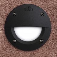Wbudowana latarnia LED...