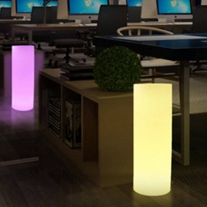 Mobiliario de LED RGBW recarregável