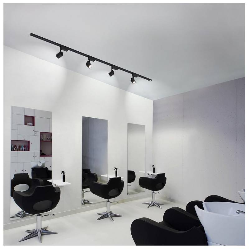 Carril monofásico de superfície para focos LED - instalação em lojas e espaços comerciais Carril monofásico de superfície para focos LED - instalação em lojas e espaços comerciais