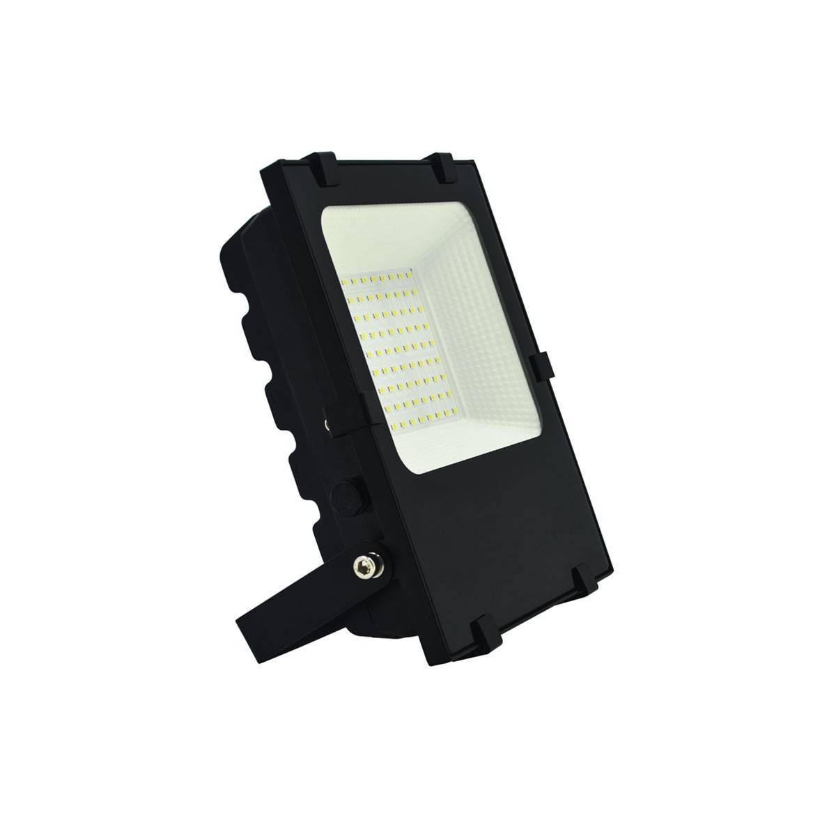 Foco projetor LED 50W 5500lm IP65 - 5 anos de garantia