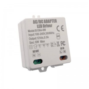 Driver ou transformador de voltagem constante 12V DC 0,5A 6W 100-240V