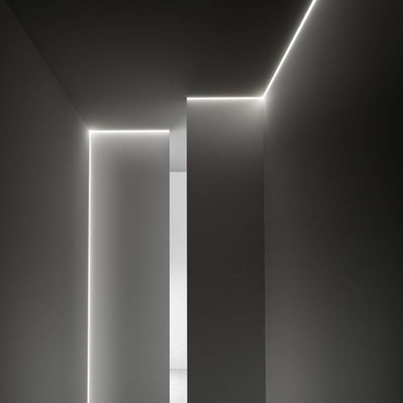 Perfil de alumínio para fita LED de montagem à superfície 18x12mm