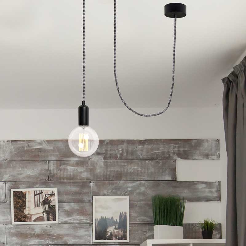 Cabo eléctrico branco e preto em forma de ZIGZAG Cabo eléctrico branco e preto em forma de ZIGZAG