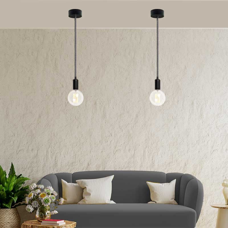 Cabo eléctrico branco e preto em forma de ZIGZAG Cabo eléctrico branco e preto em forma de ZIGZAG