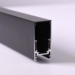 Carril magnético compatível com instalação em superfície e suspensa.