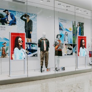 Display para Publicidade digital em vitrinas de lojas, espaços comerciais - sistema Android