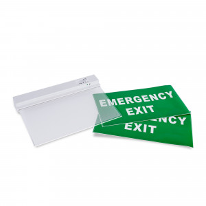Luminária de emergência permanente com placa de "Emergency Exit"