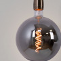 Lâmpada LED decorativa com vidro pintado de tom cinza efeito fumaça,