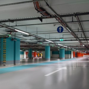 Luminária LED linear estanque para garagens e armazéns