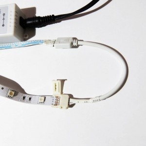 Conector de Fita LED RGB 12V a controlador de 4 pinos