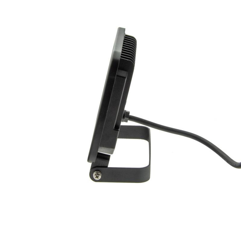 Foco projetor LED RGB 30W IP65 com comando 24 teclas e estaca Foco projetor LED RGB 30W IP65 com comando 24 teclas e estaca