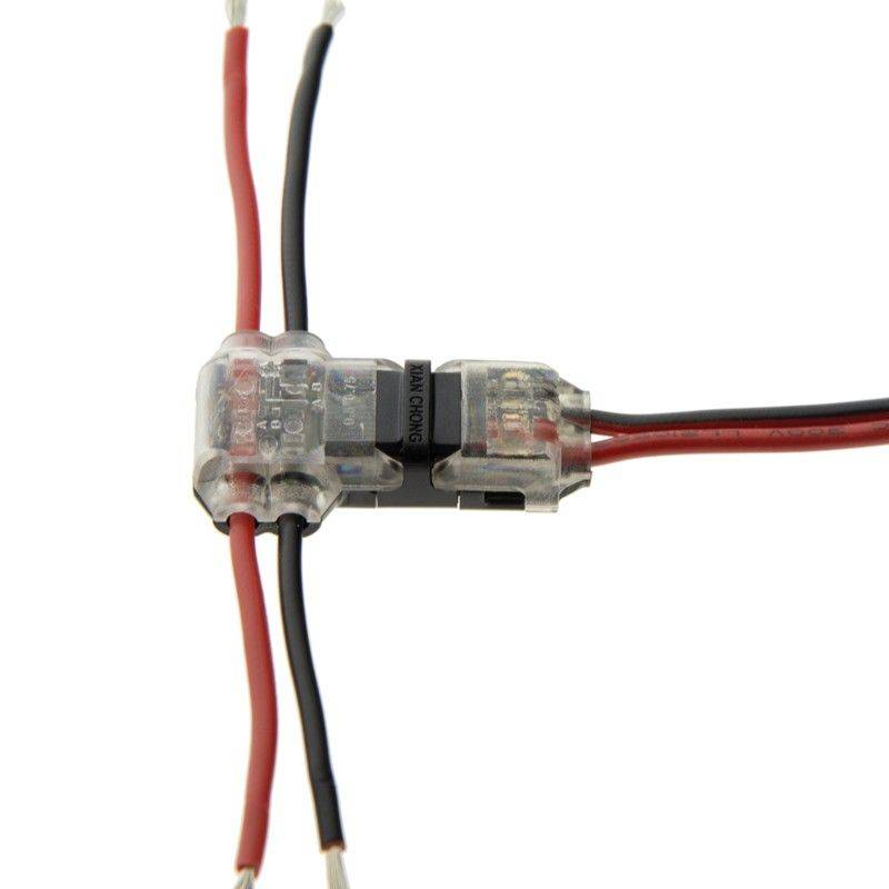 Conector em T rápido para 2 cabos em paralelo - máx. 36V - 9A Conector em T rápido para 2 cabos em paralelo - máx. 36V - 9A